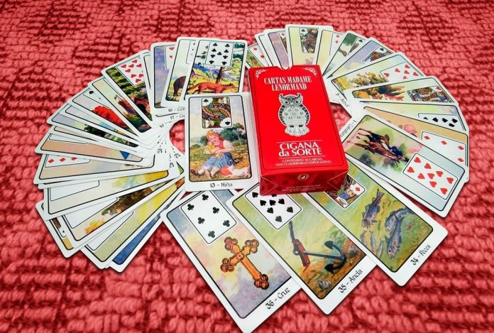 Descubrí todo acerca de las cartas Lenormand y su significado en el arte de la predicción Descubrí todo acerca de las cartas Lenormand y su significado en el arte de la predicción